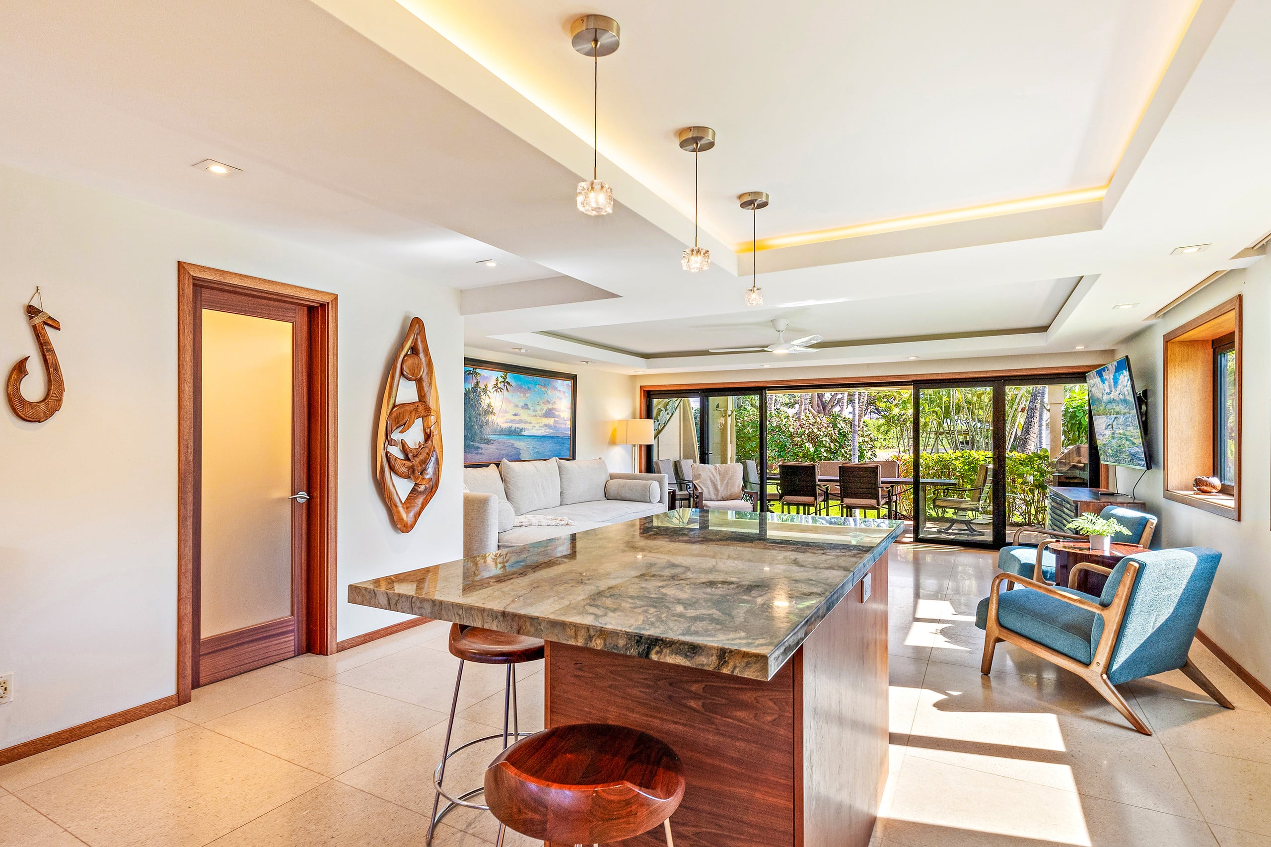 Townhouse in Lahaina · ★4.83 · 2 bedrooms · 2 beds · 2.5 baths - Image 4