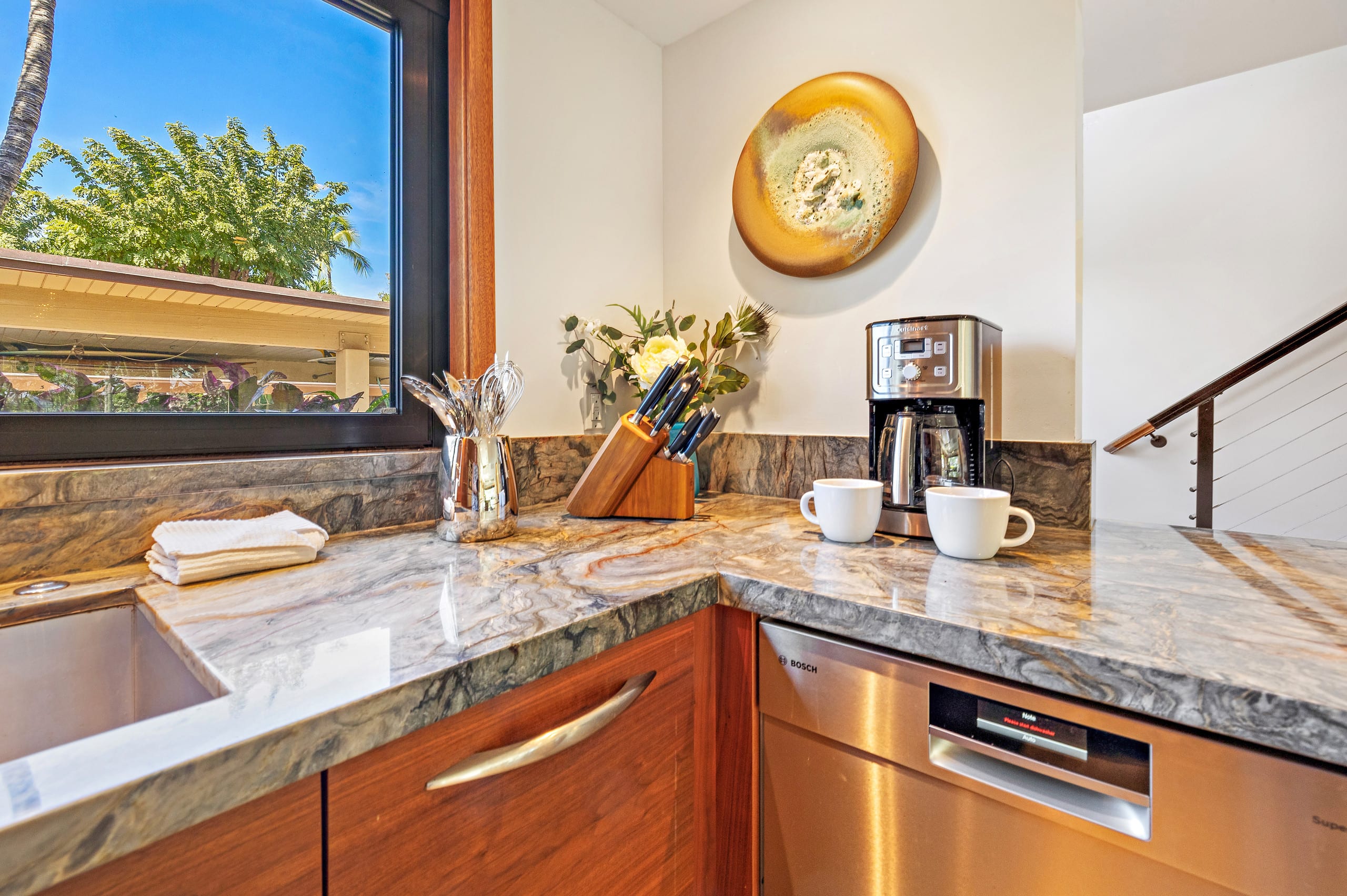 Townhouse in Lahaina · ★4.83 · 2 bedrooms · 2 beds · 2.5 baths - Image 33