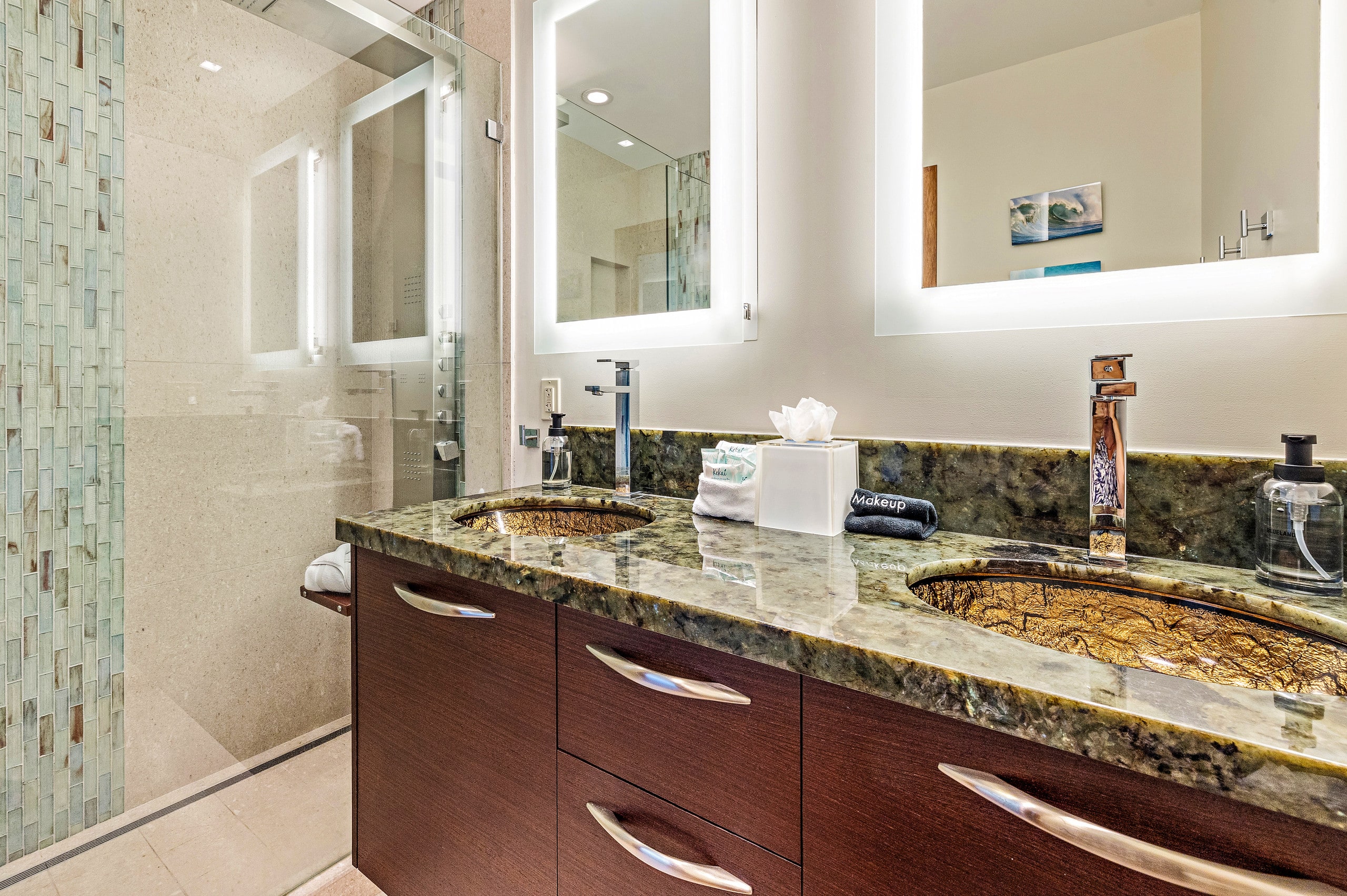 Townhouse in Lahaina · ★4.83 · 2 bedrooms · 2 beds · 2.5 baths - Image 35