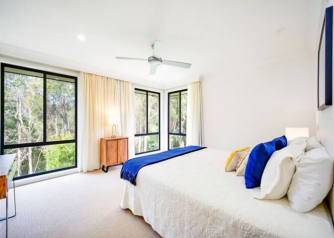 Frangipani Riverfront gallery image 5