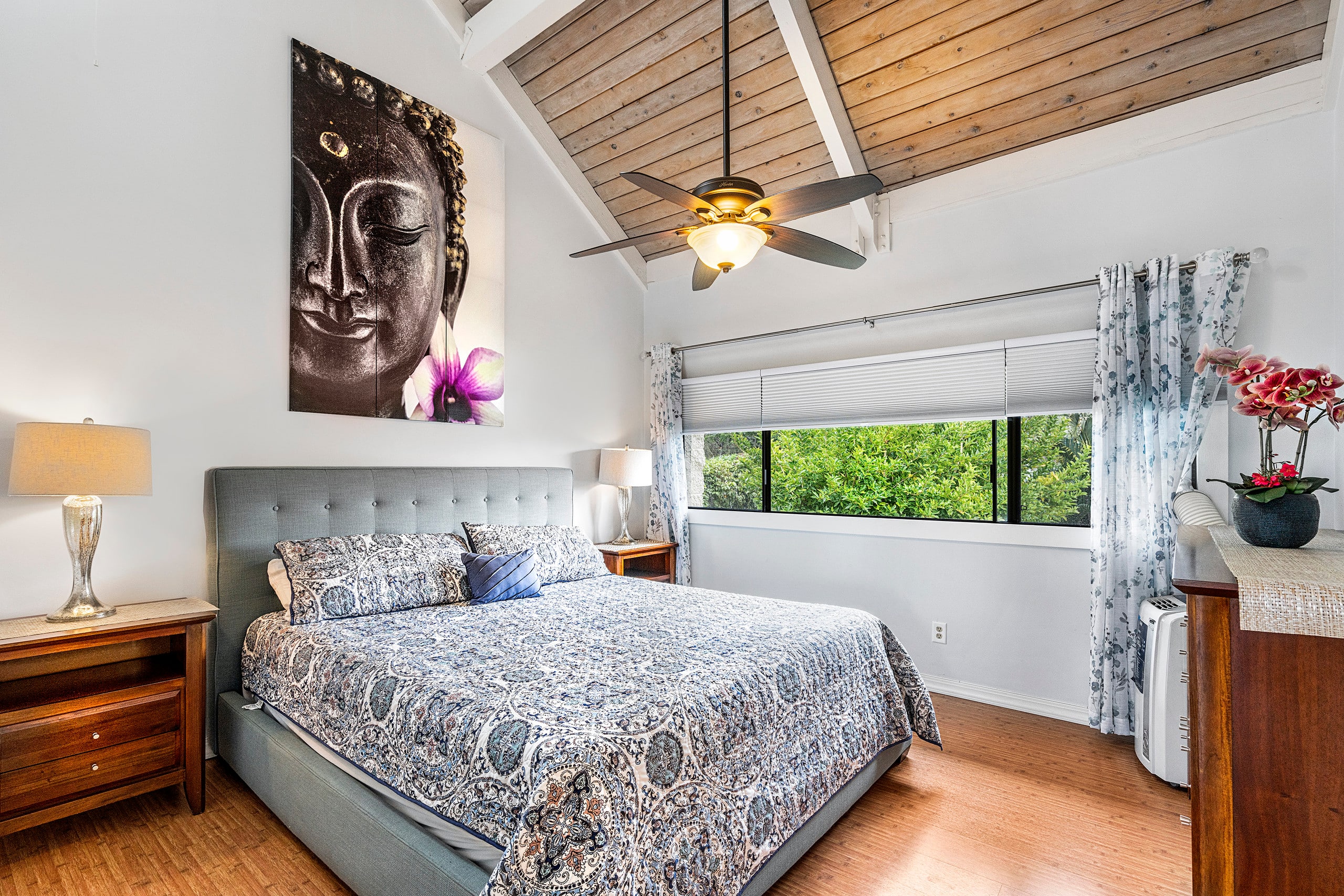 Condo in Kailua-Kona · ★4.78 · 3 bedrooms · 5 beds · 2.5 shared baths - Image 9