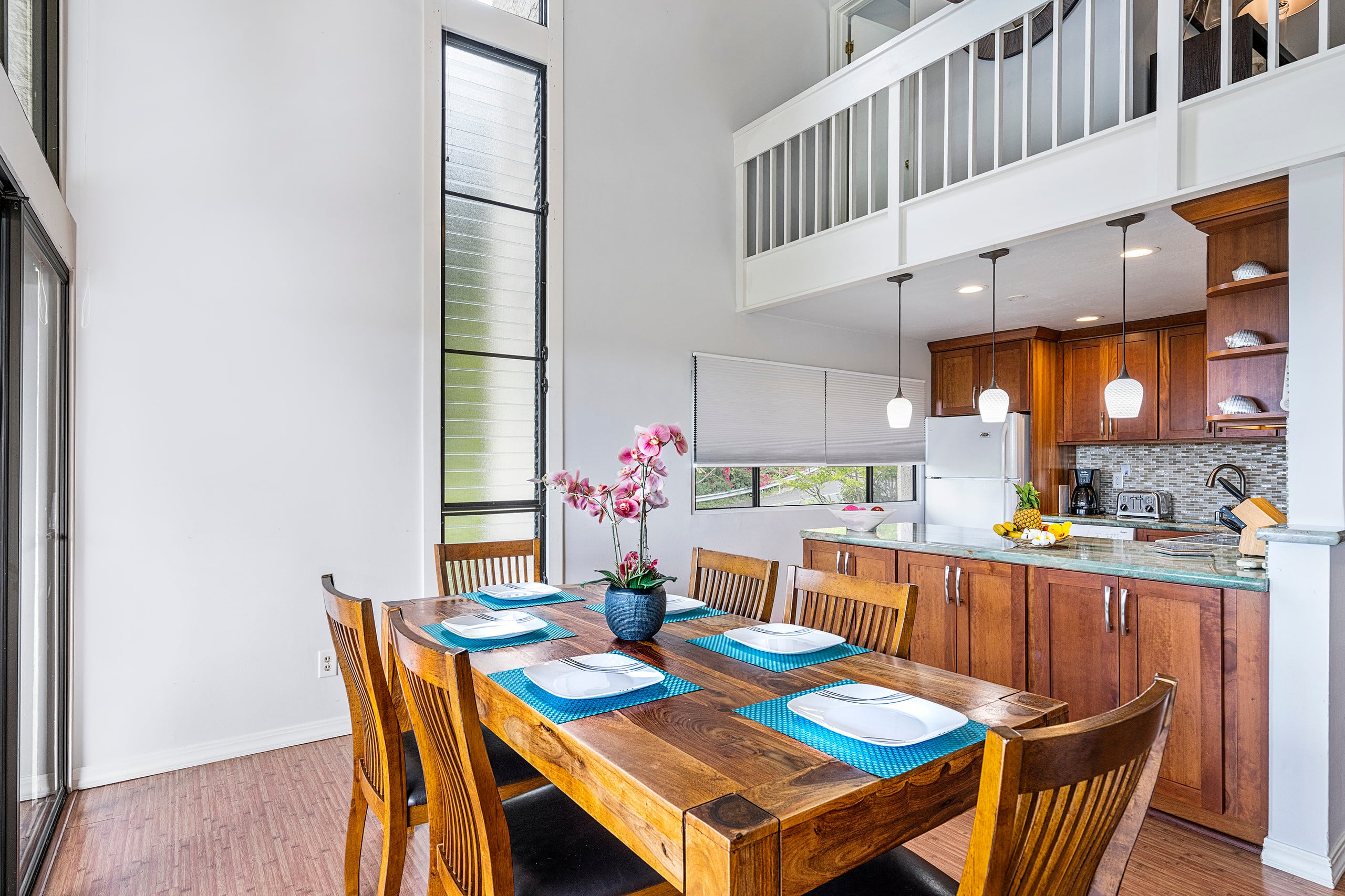 Condo in Kailua-Kona · ★4.78 · 3 bedrooms · 5 beds · 2.5 shared baths - Image 6