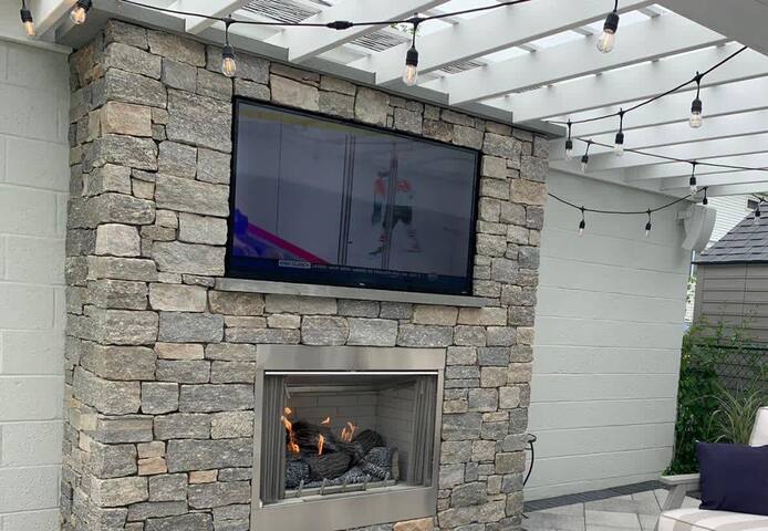 Most desirable neighborhood Backyard Patio & Firep gallery image 4