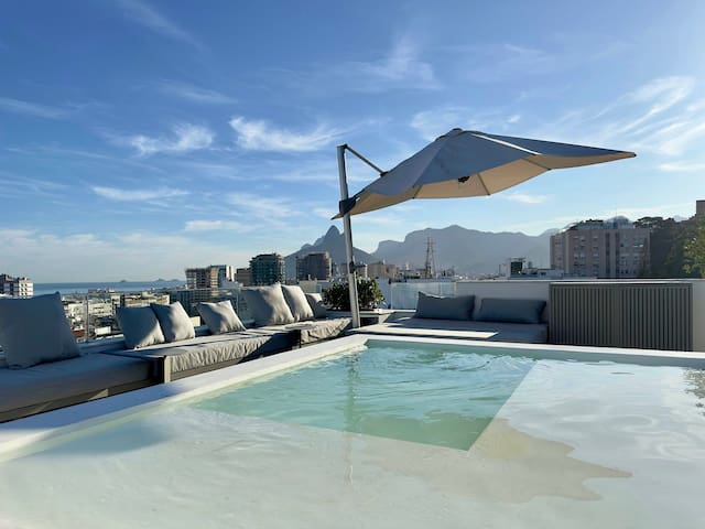 Luxury Penthouse with Pool in Ipanema