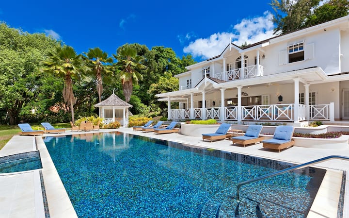 Moon Dance Luxury Villa - Barbados