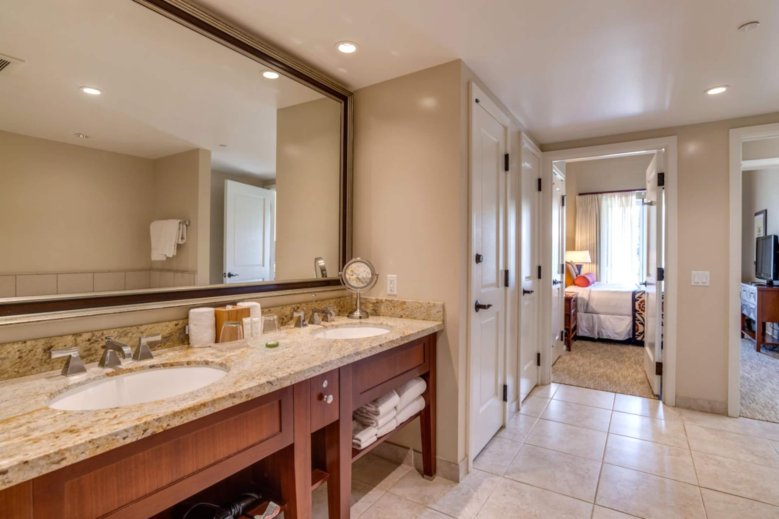 Condo in Lahaina · ★4.8 · 2 bedrooms · 4 beds · 1 bath - Image 27