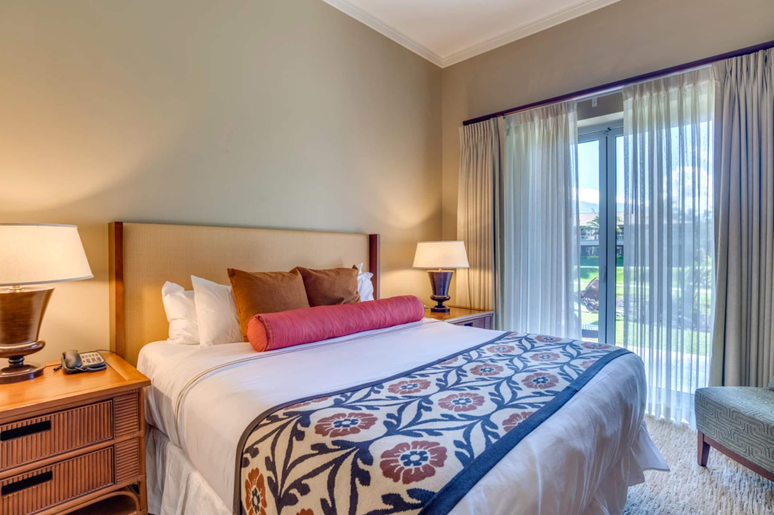 Condo in Lahaina · ★4.8 · 2 bedrooms · 4 beds · 1 bath - Image 26