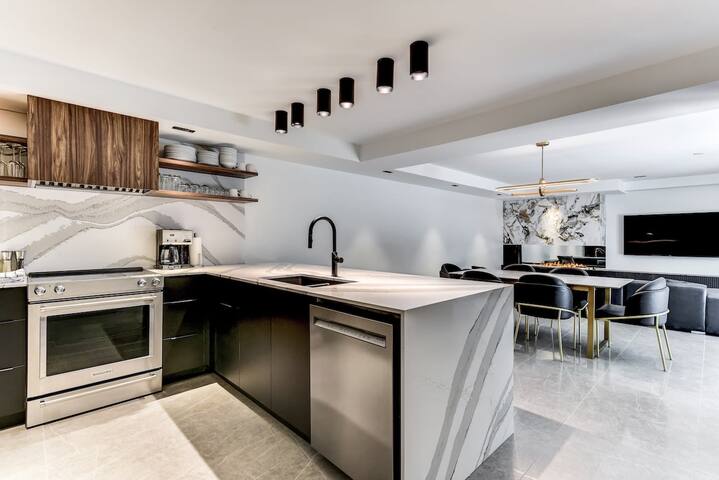 Standard Suite gallery image 4