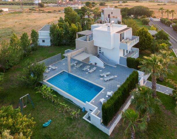 Xenos Villa 1 With Private Swimming Pool Near The gallery image 4