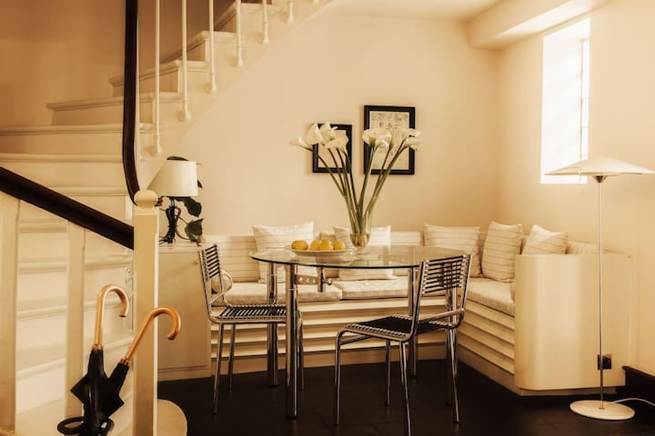 Pied A Terre managed Airbnb listing 3