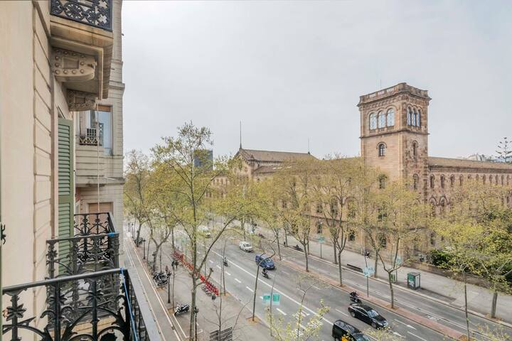 Amazing 5 bd 5 bathroom next to Plaza Catalunya gallery image 2