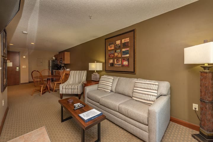 Suites At Silver Tree managed Airbnb listing 3