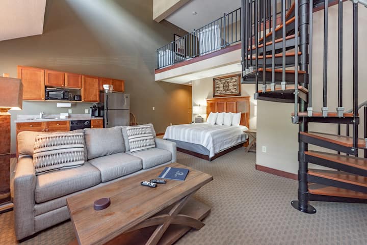 Suites At Silver Tree: A304 Studio & Loft - 奧克蘭