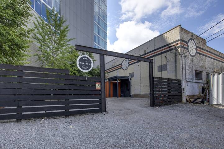 The 404 Hotel | Gulch Gem | Ultimate Walkability gallery image 3