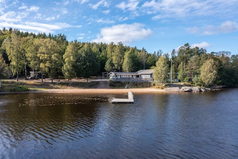 Lakeside events - wedding|yoga|kickoff - 44+ beds