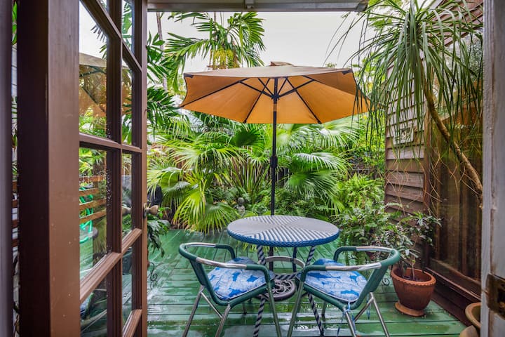 Solaris Cottage ~ Live Like A Local~close To Duval - Smathers Beach