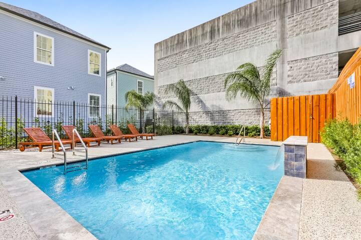 Chic Urban Retreat w Pool Steps to Bourbon St. gallery image 2