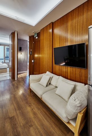 Plaza España VI calle San Bernardino 6BR 6BH gallery image 2