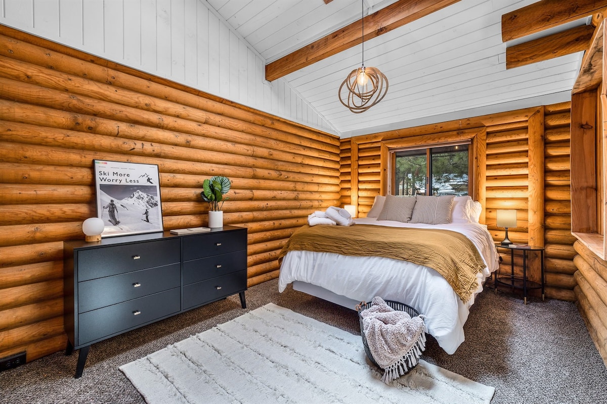 Spavaća soba s ulaza