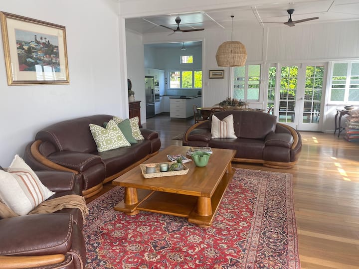 The Grand Queenslander On Turner - Townsville
