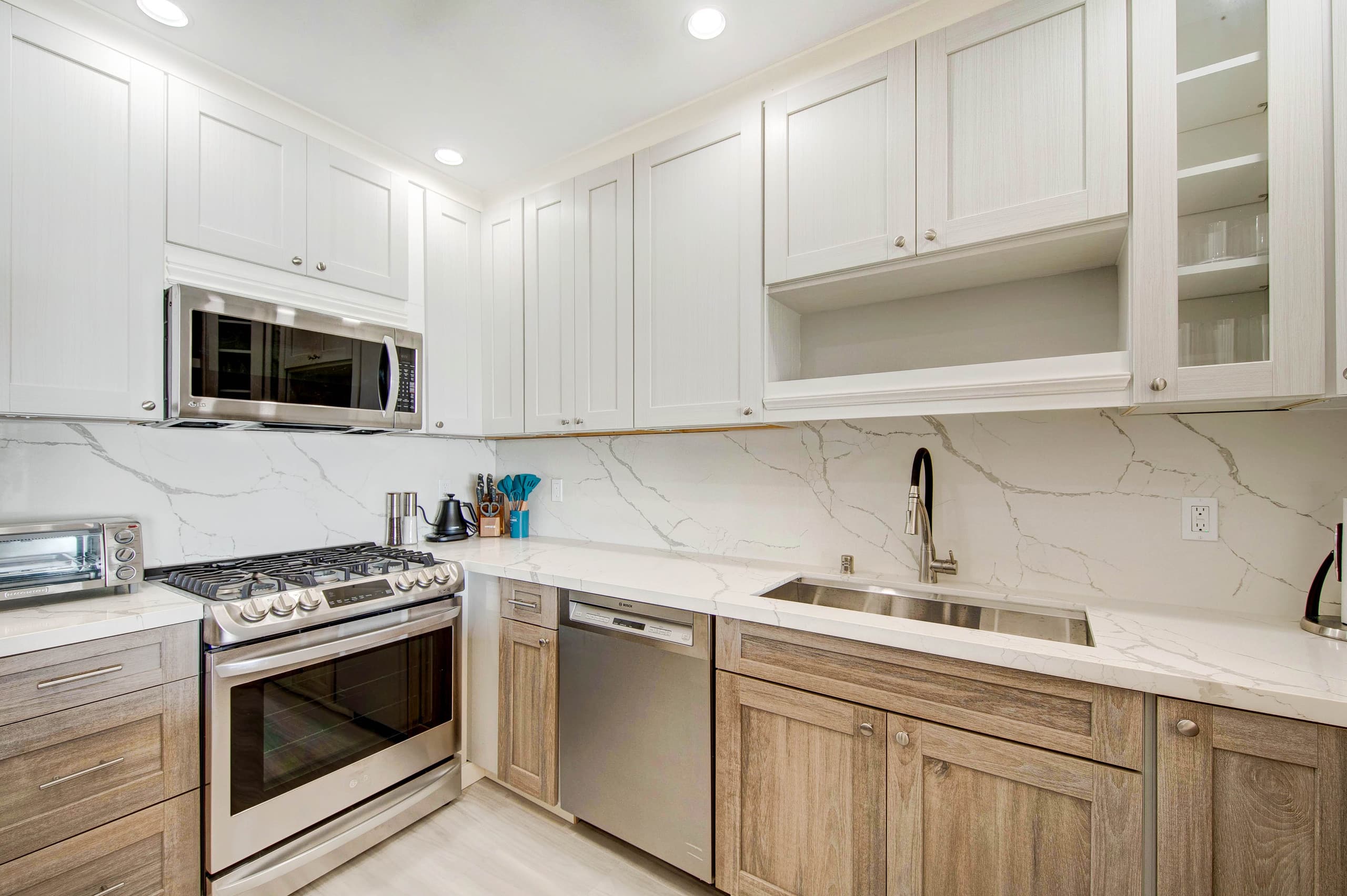 Condo in Kapaa · ★5.0 · 2 bedrooms · 3 beds · 3 baths - Photo 19