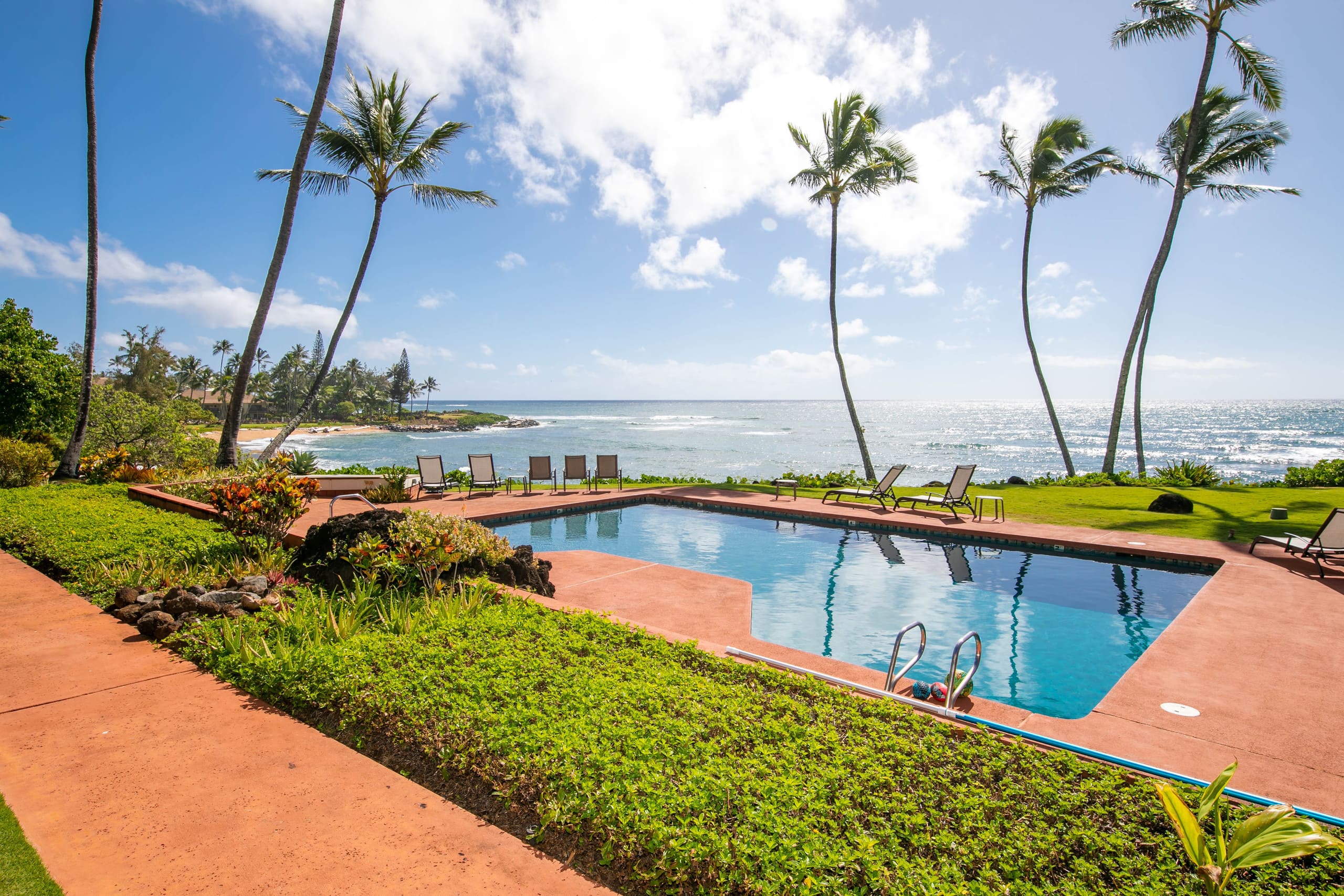 Condo in Kapaa · ★5.0 · 2 bedrooms · 3 beds · 3 baths - Photo 4
