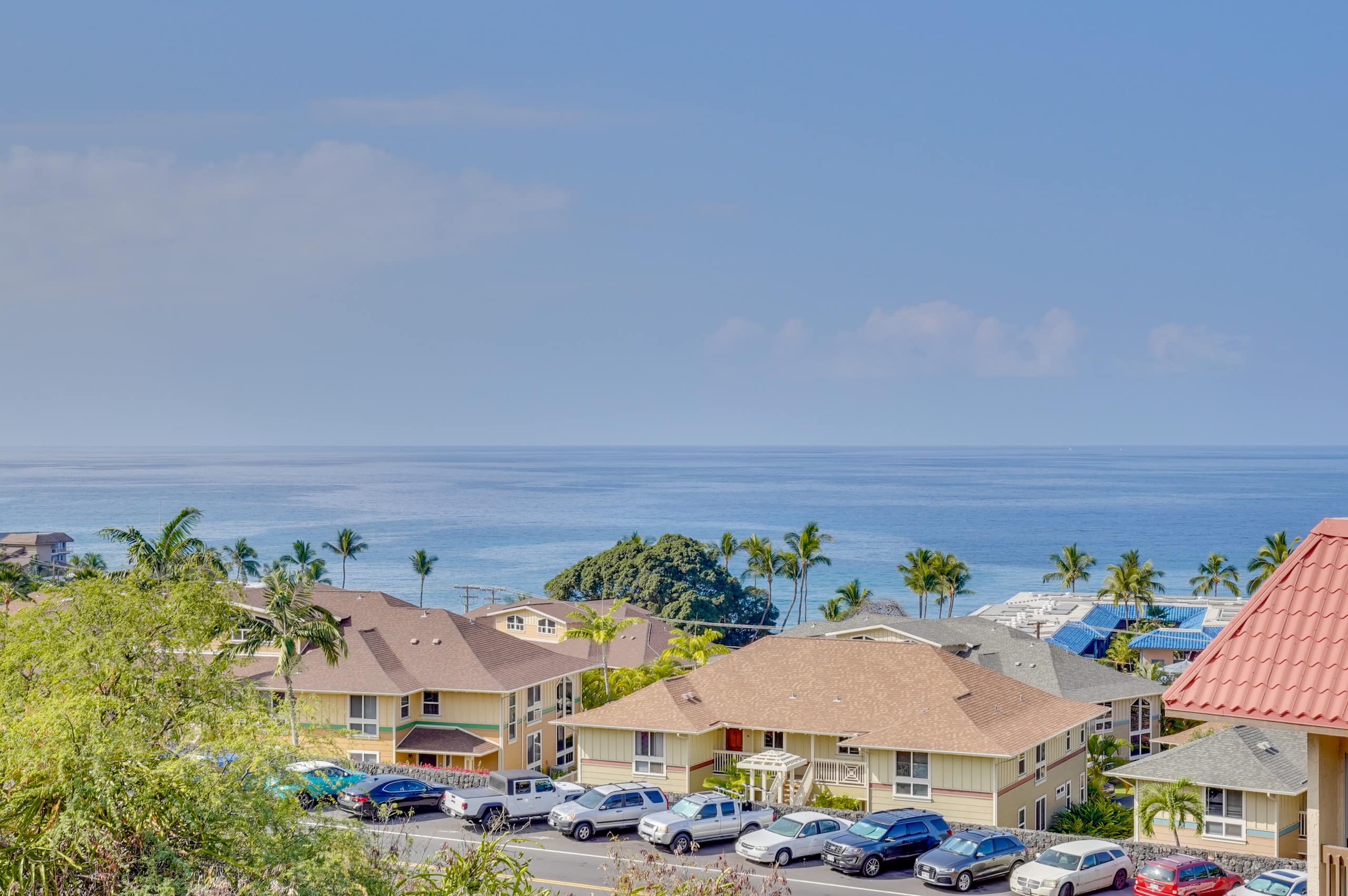 Condo in Kailua-Kona · ★4.56 · 2 bedrooms · 4 beds · 1.5 private baths - Image 19