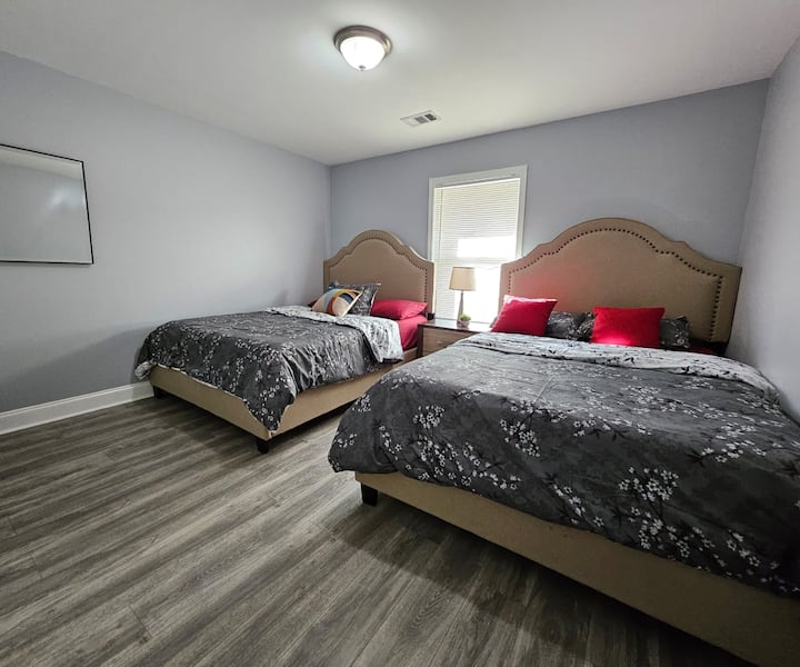 Спалня 2 - 2 двойни легла. Капацитет 4