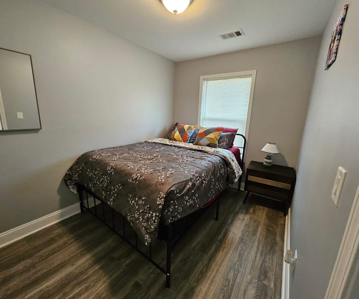 Спалня 3 - Куин, 2 - ма души