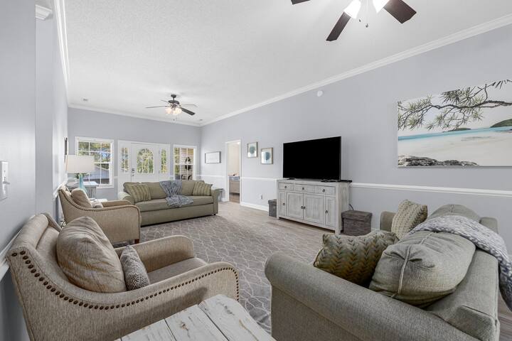 Beachy Keen Vacations managed Airbnb listing 1