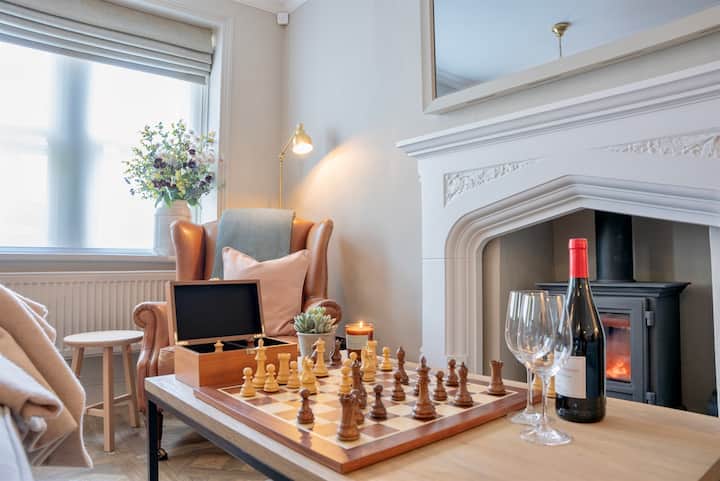 Danes Cottage – Luxury Peak District Retreat - Castleton