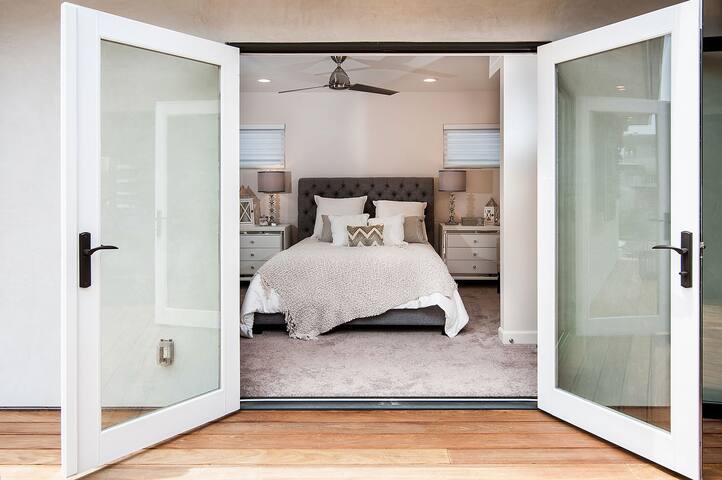 Remodeled La Jolla 3Bd Home Walk to Beach! gallery image 4