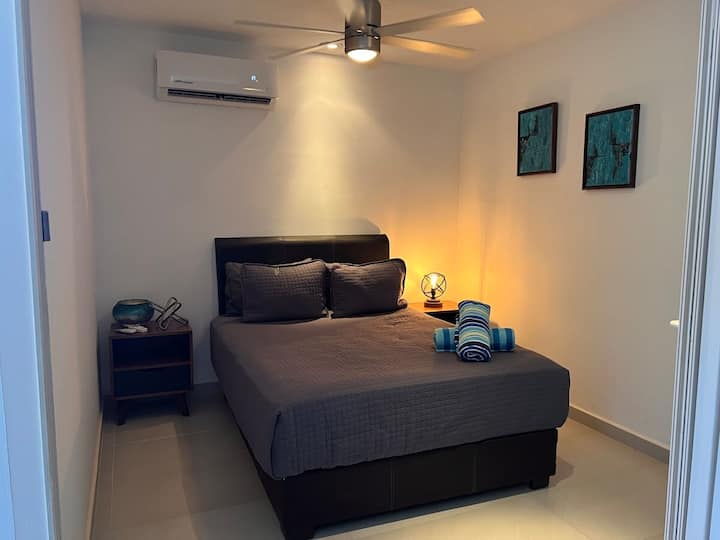 Lit Queen Size  (2e lit)