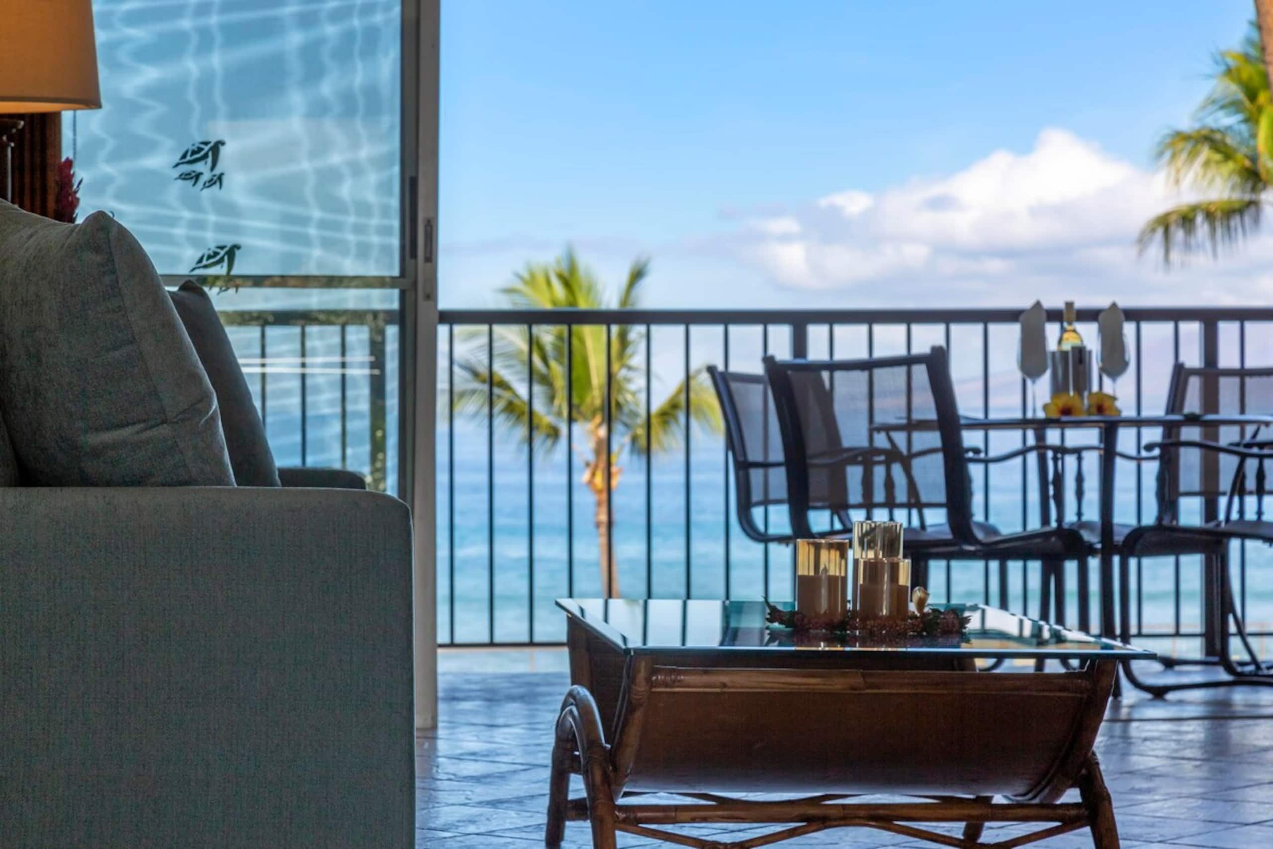 Condo in Lahaina · ★4.93 · 1 bedroom · 2 beds · 1 bath - Image 2