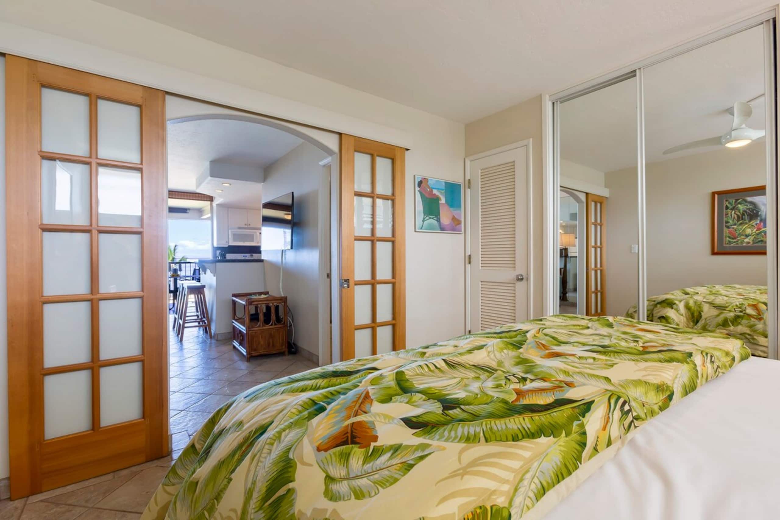 Condo in Lahaina · ★4.93 · 1 bedroom · 2 beds · 1 bath - Image 16