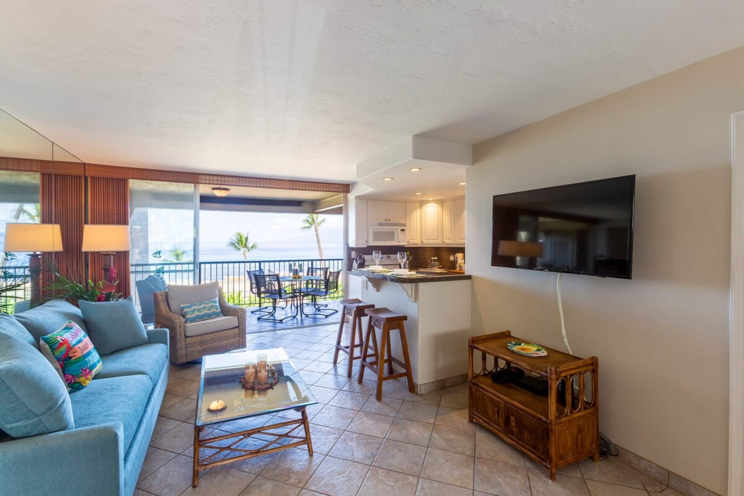 Condo in Lahaina · ★4.93 · 1 bedroom · 2 beds · 1 bath - Image 13
