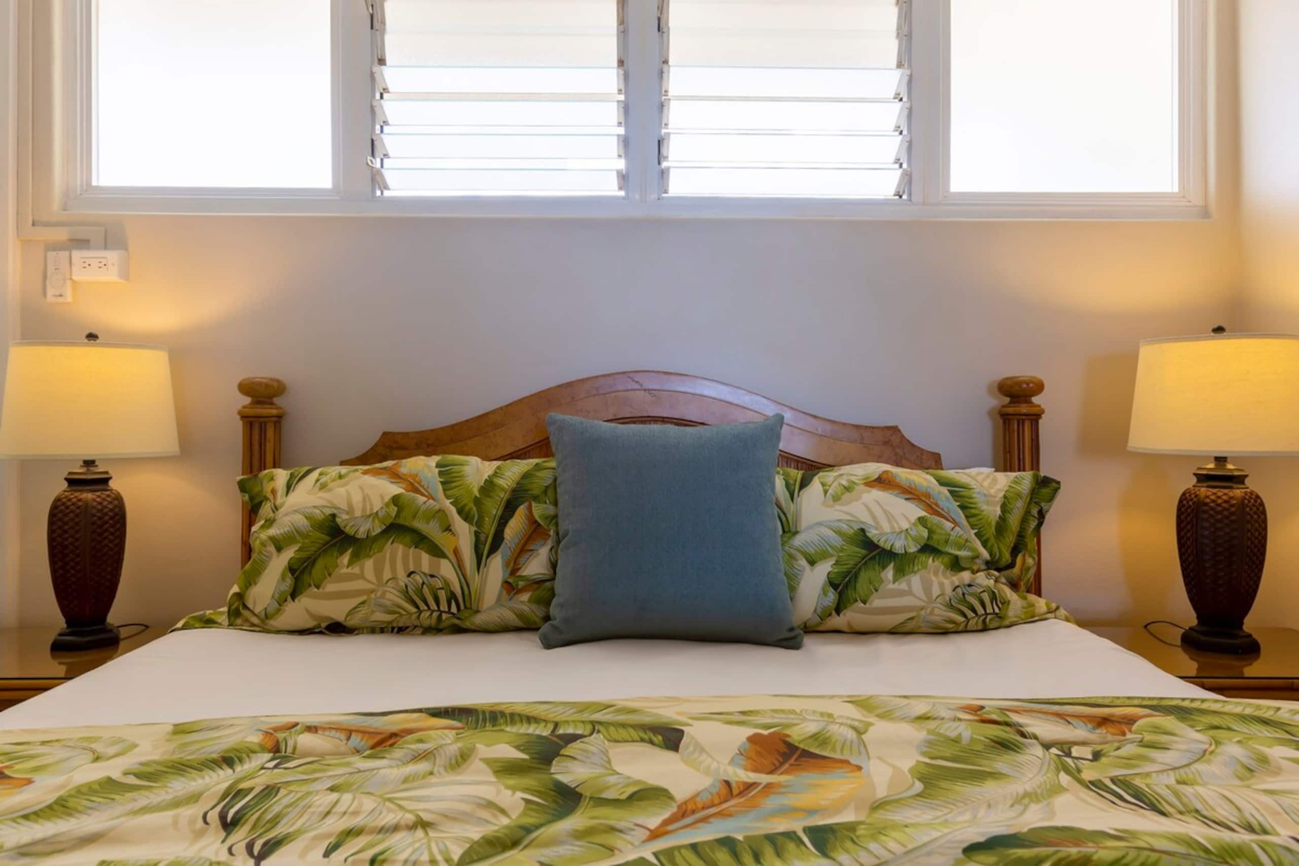 Condo in Lahaina · ★4.93 · 1 bedroom · 2 beds · 1 bath - Image 17