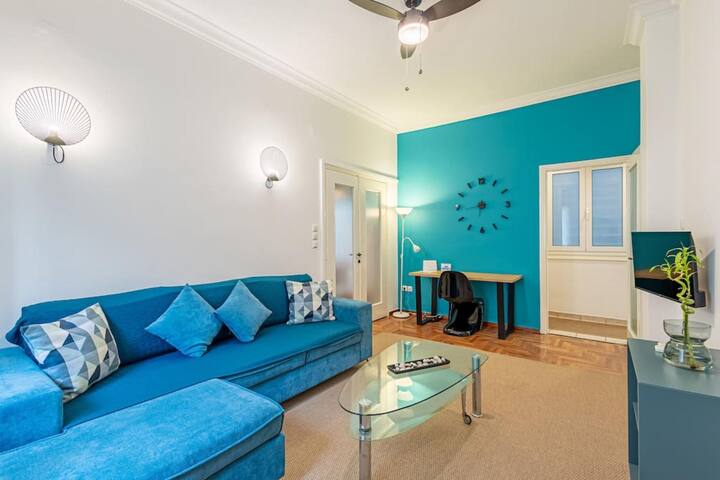 Acropolis Stylish 2BR Apartment – Center of Athens gallery image 2