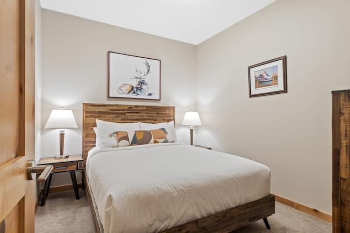 Დედოფლის საძინებელი / დენი