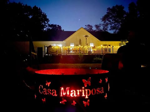 Casa Mariposa ~ Hot Tub ~ Game Room ~ Movie Night