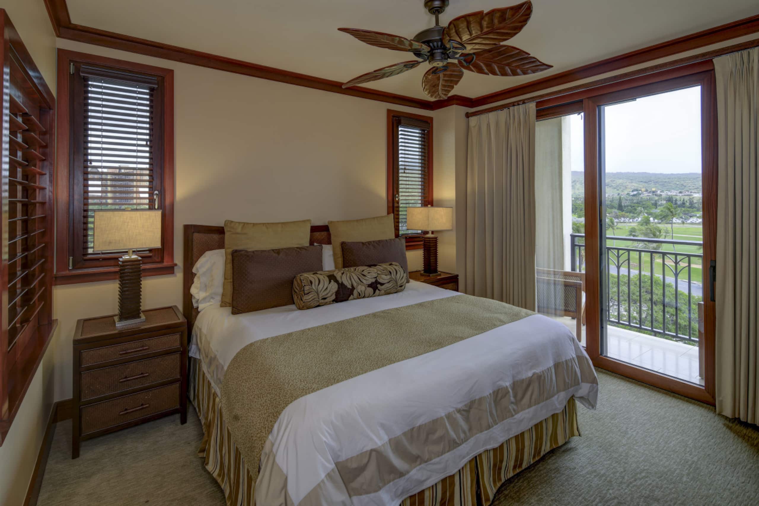 Condo in Kapolei · ★4.84 · 2 bedrooms · 3 beds · 2 private baths - Image 13