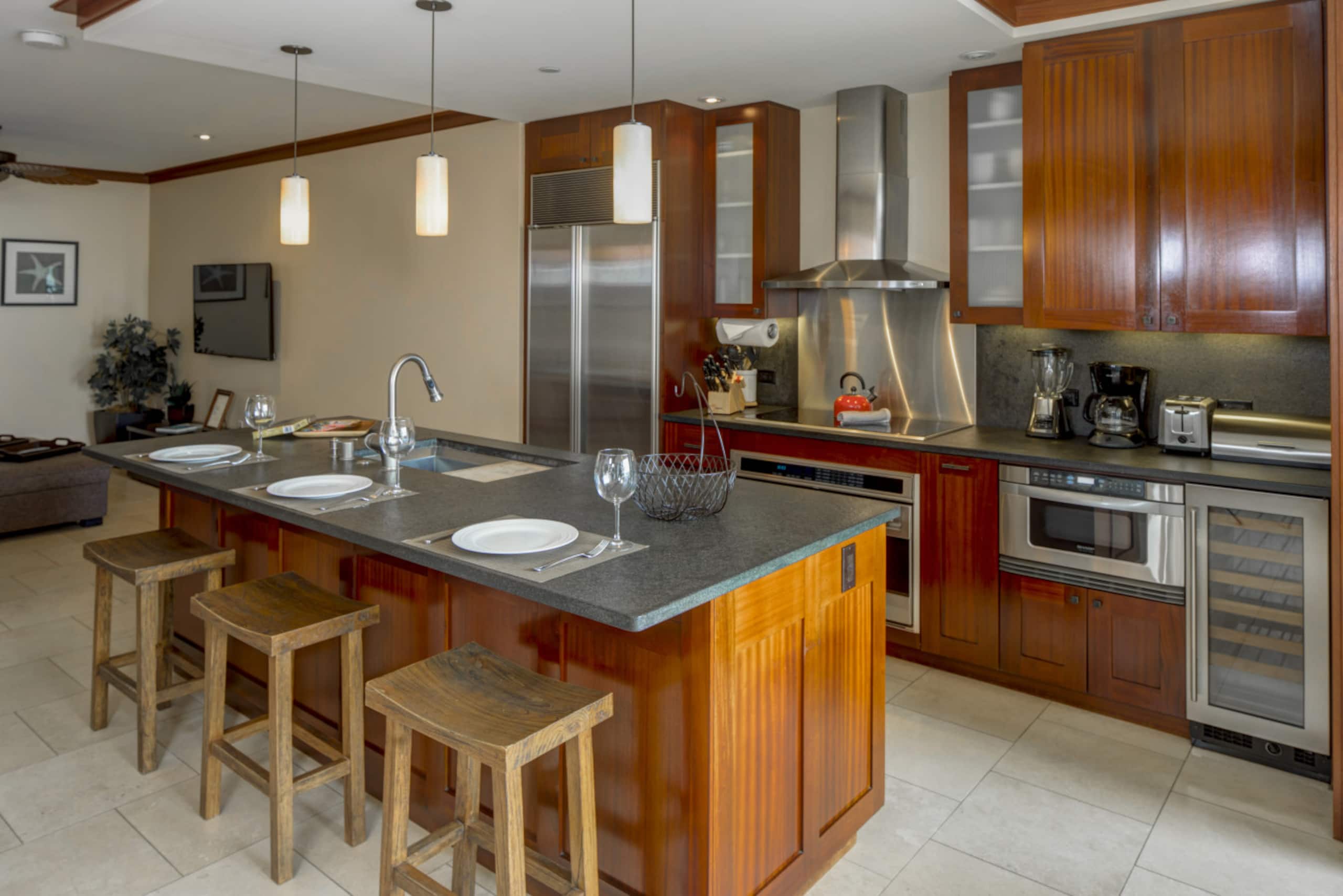 Condo in Kapolei · ★4.84 · 2 bedrooms · 3 beds · 2 private baths - Image 8