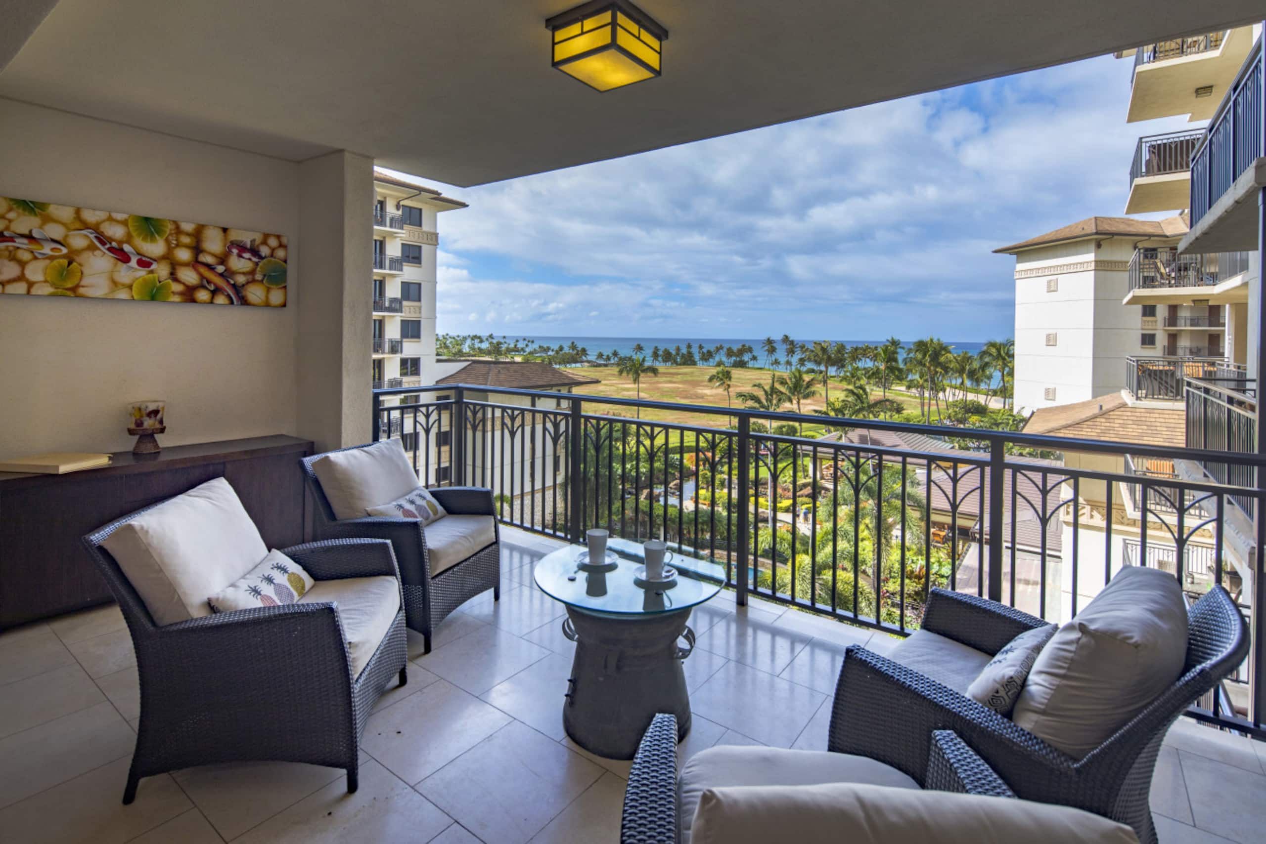 Condo in Kapolei · ★4.84 · 2 bedrooms · 3 beds · 2 private baths - Image 4