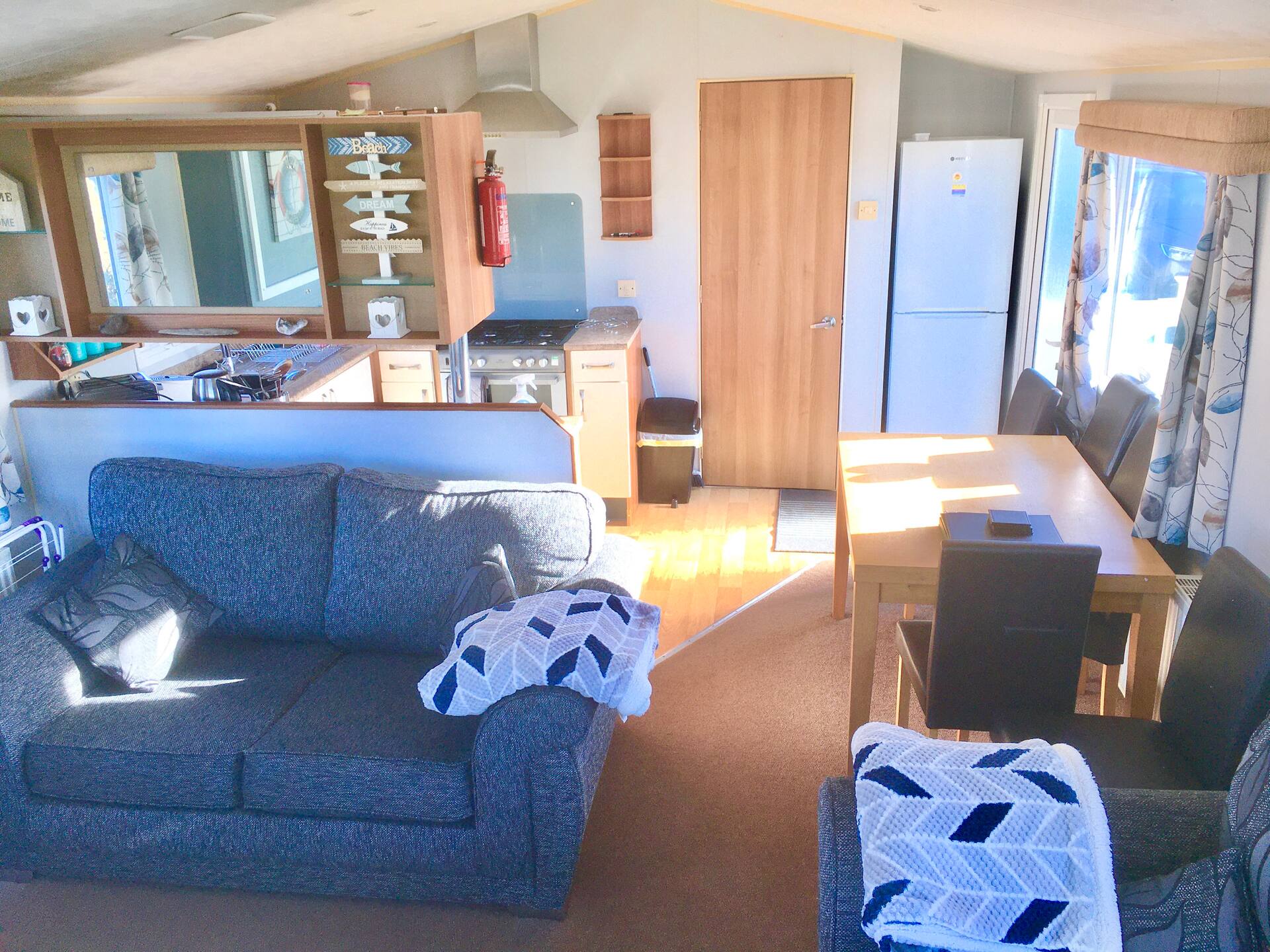 Beautiful 3 bed caravan SouthviewPark Skegness — photo 4