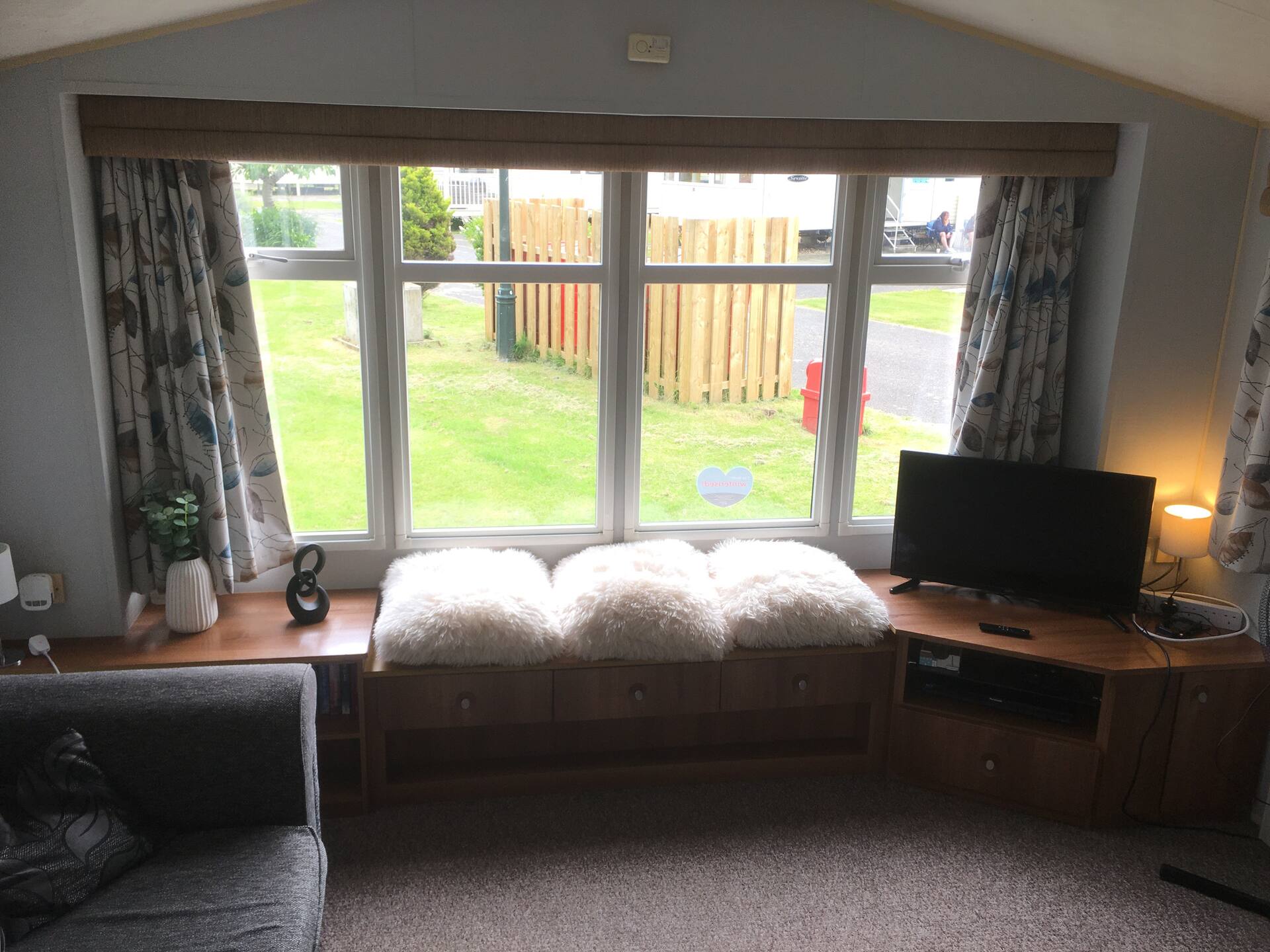 Beautiful 3 bed caravan SouthviewPark Skegness — photo 5