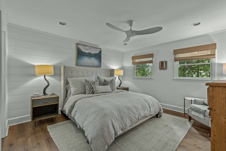King Main Bedroom