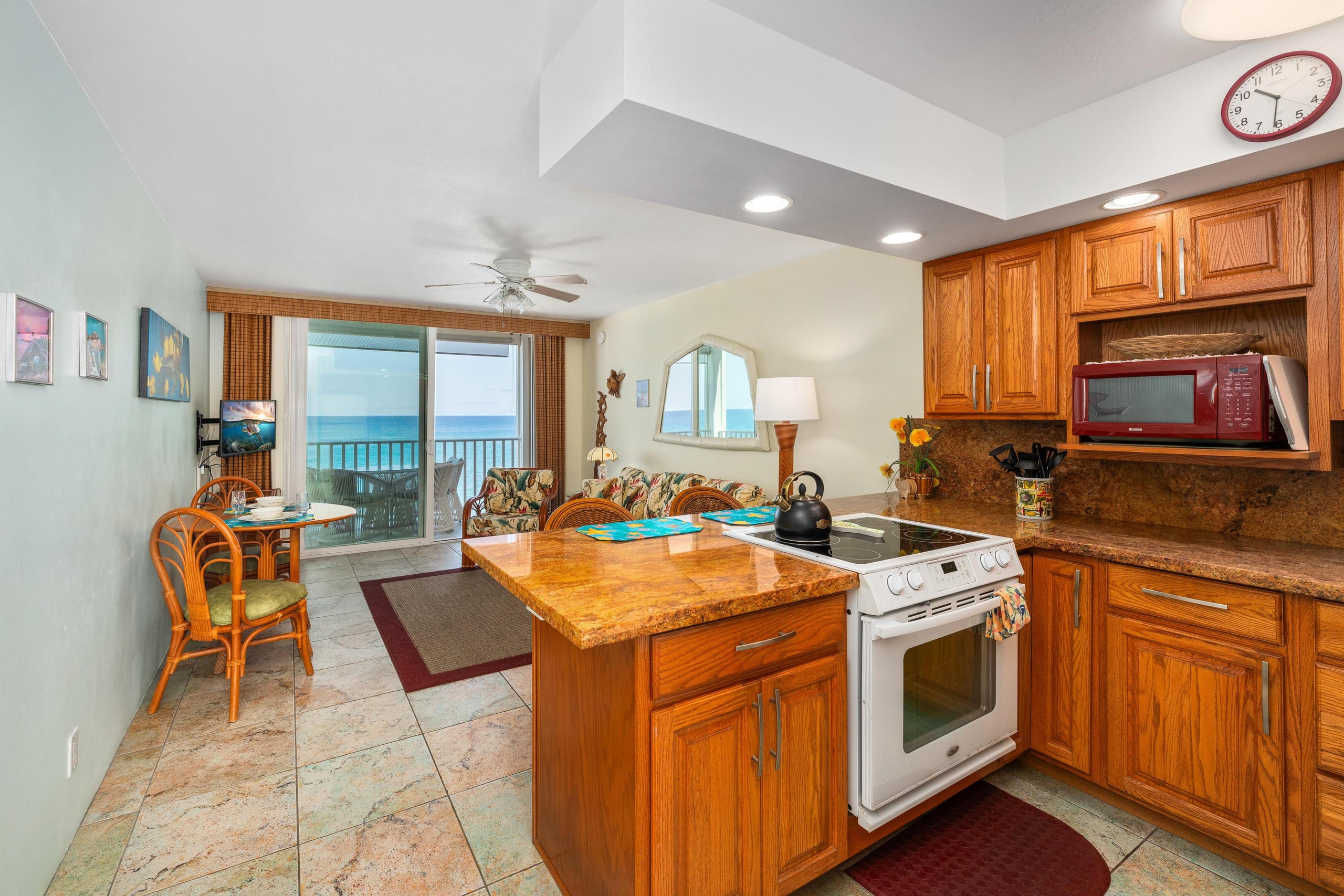 Condo in Kailua-Kona · ★4.6 · 1 bedroom · 2 beds · 1 bath - Image 9