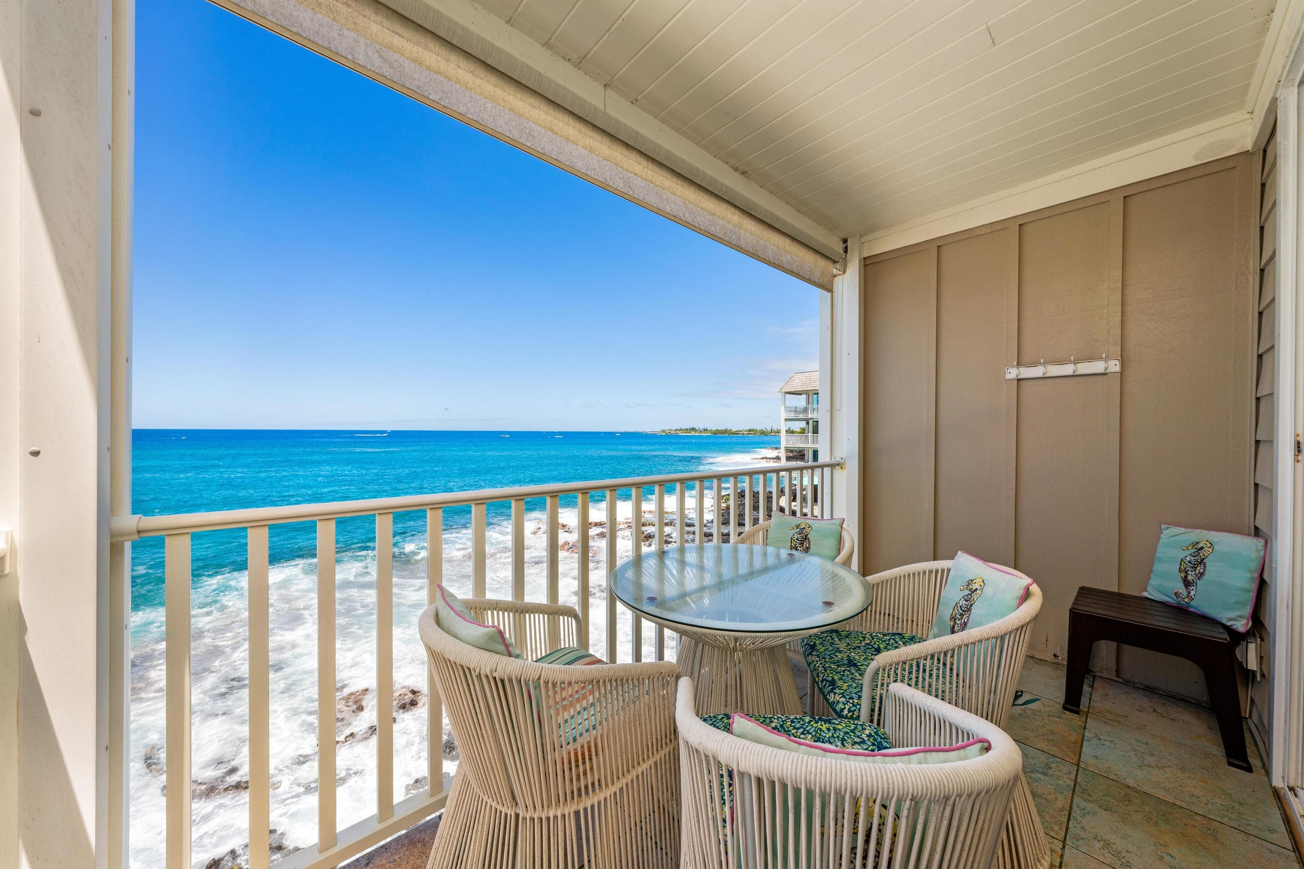 Condo in Kailua-Kona · ★4.6 · 1 bedroom · 2 beds · 1 bath - Image 1