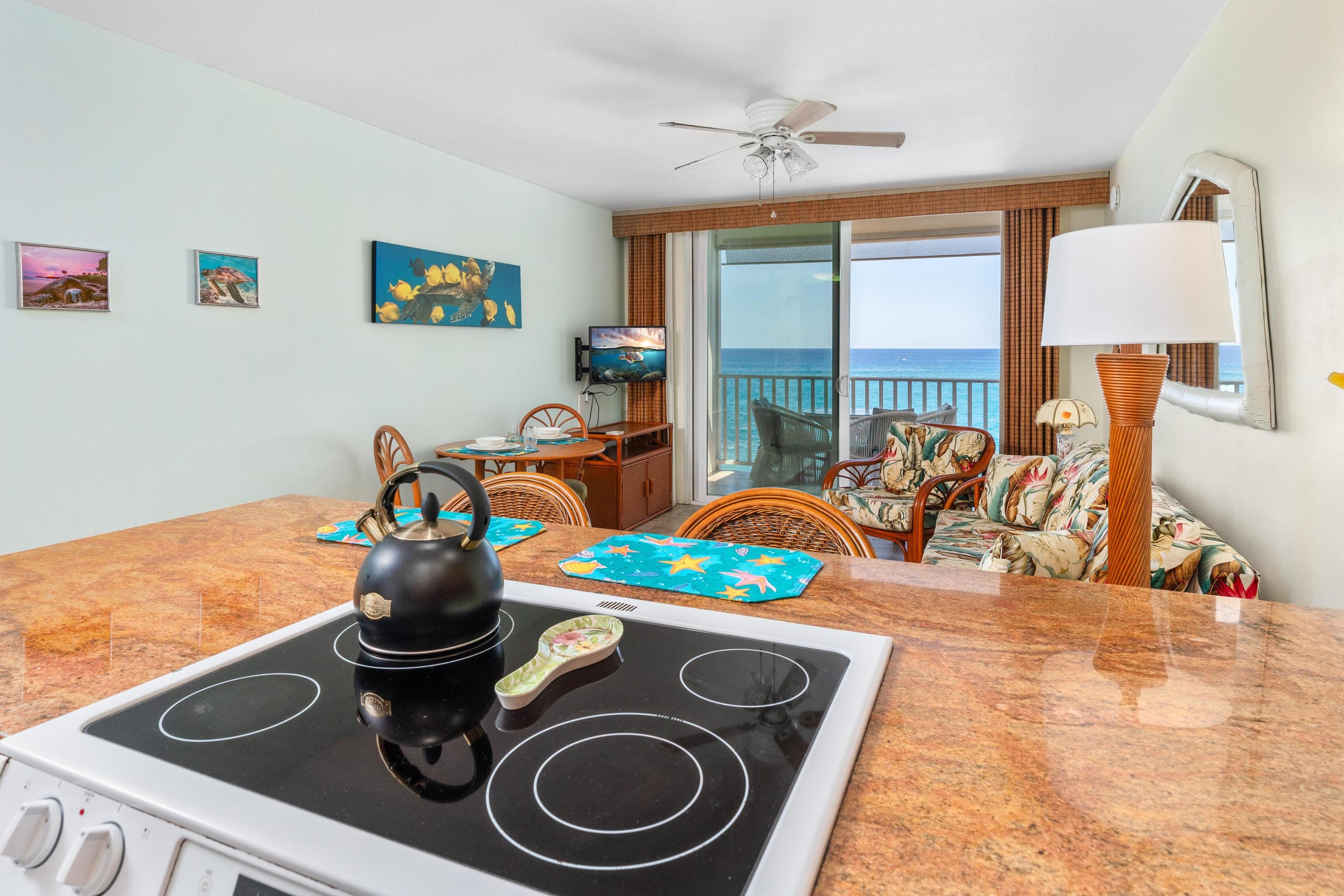 Condo in Kailua-Kona · ★4.6 · 1 bedroom · 2 beds · 1 bath - Image 13