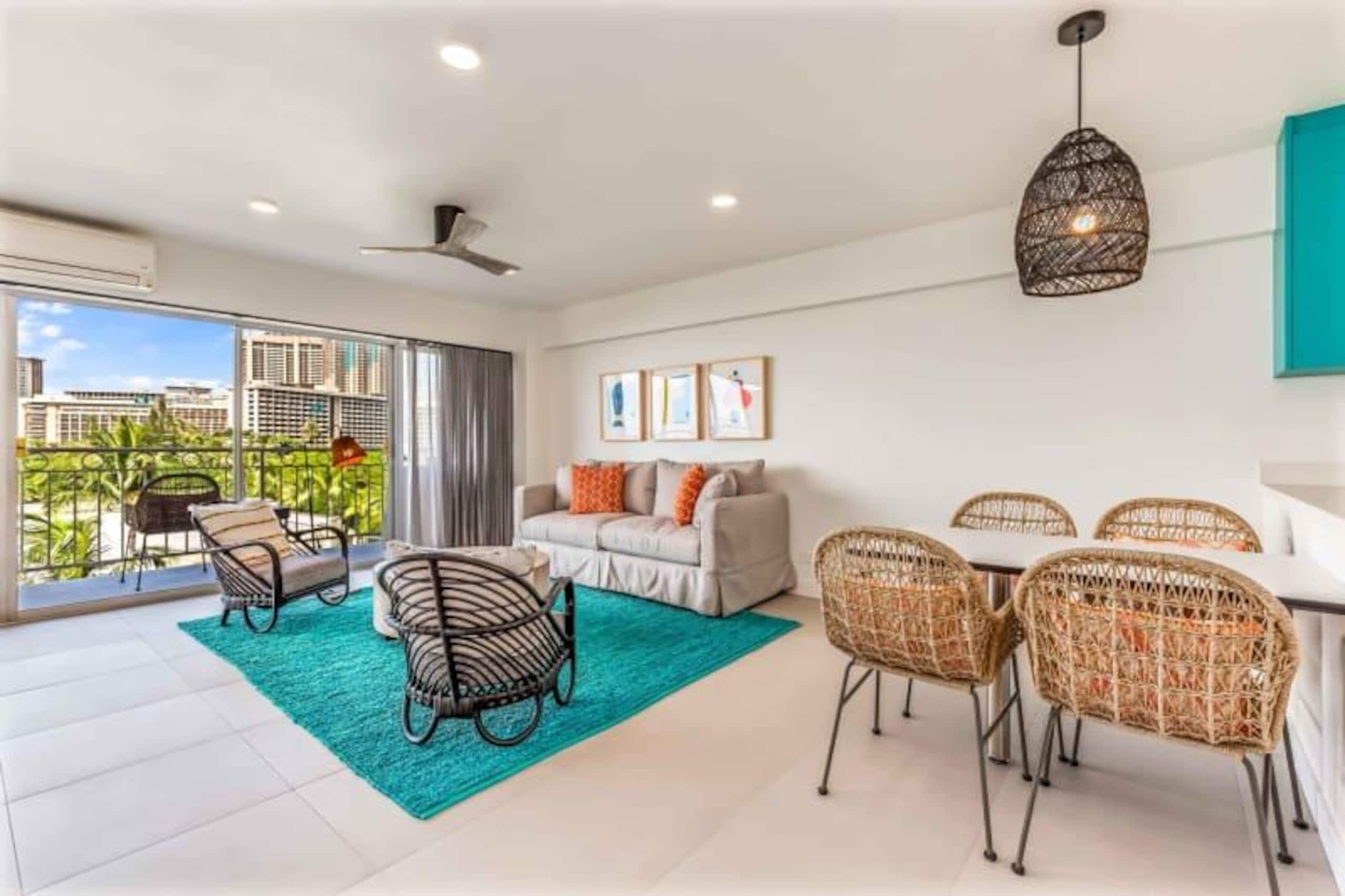 Condo in Honolulu · ★4.43 · 1 bedroom · 1 bed · 1 private bath - Image 3